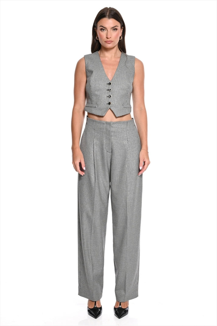 https://powersoft365customers.blob.core.windows.net/he48103-nat-jango-fashion-ltd/Models/26WWC63003-TYP_1.jpg