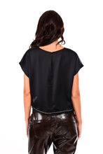 Load image into Gallery viewer, SATIN BLOUSE NECKLINE