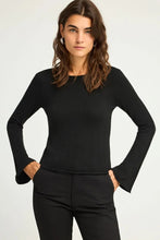 Load image into Gallery viewer, KNITTED TOP NECK