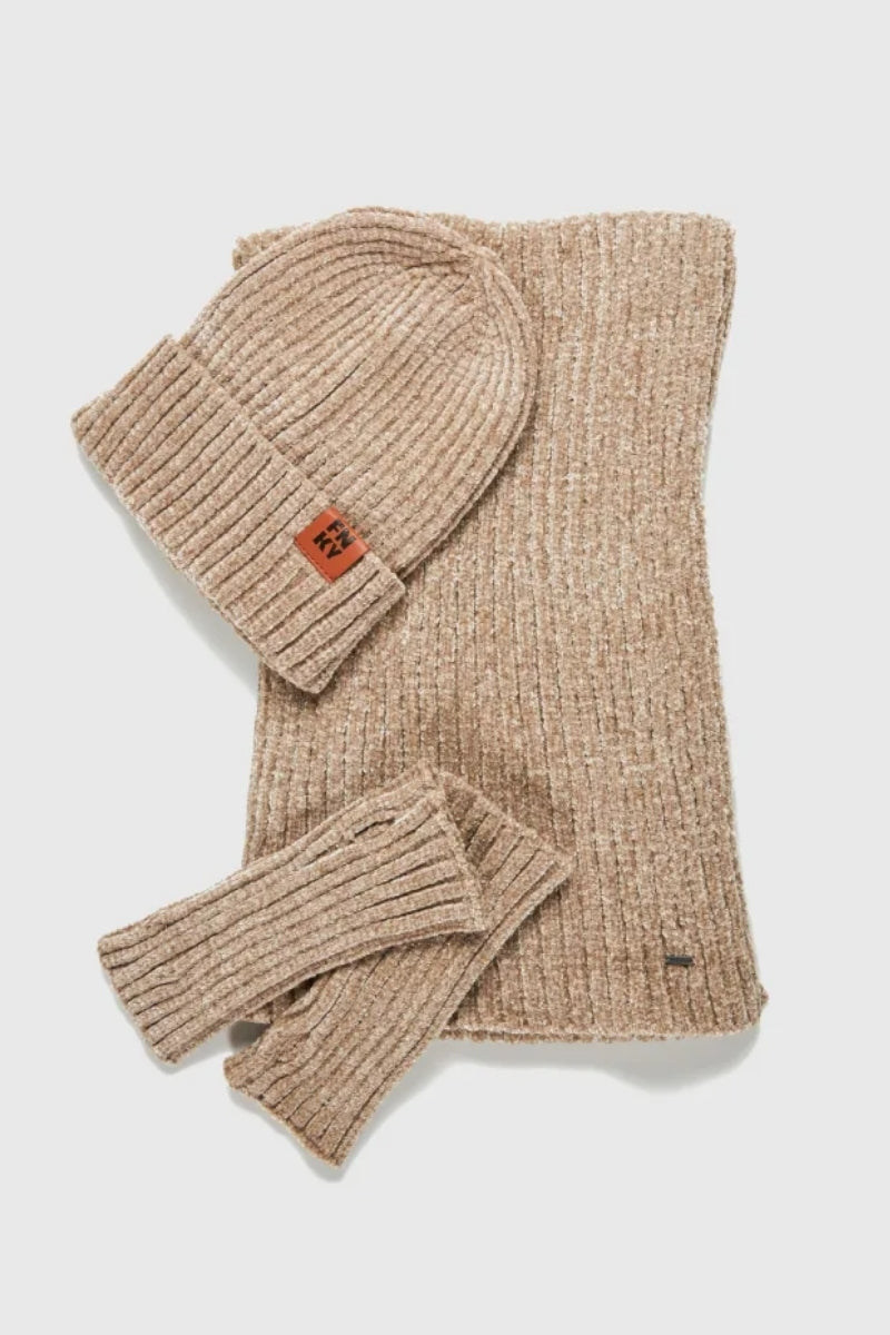 BEANIE SCARF SET