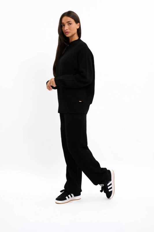 KNITTED PANTS