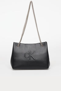 SCULPTED CHAIN SHOULDER BAG