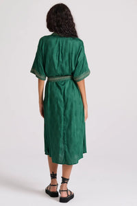 DRESS MIDI