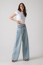 Load image into Gallery viewer, BELLFLOWER DENIM TROUSER