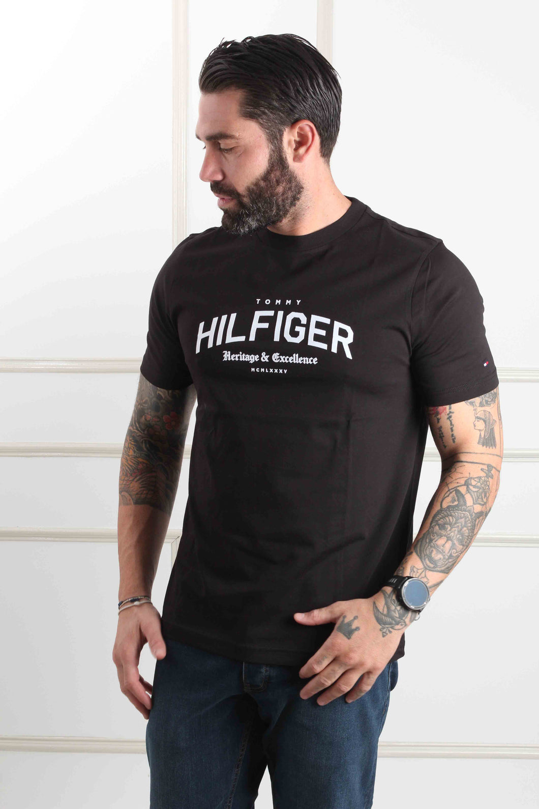 HILFIGER ARCH CREW NECK SWEATER