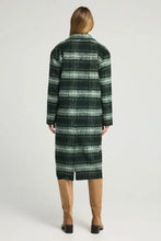 Load image into Gallery viewer, COAT