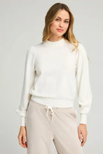 Load image into Gallery viewer, KNITTED TOP NECK