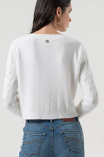 Load image into Gallery viewer, KNITTED TOP EMBELLISHED CROP