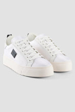 Load image into Gallery viewer, SNEAKER METAL
