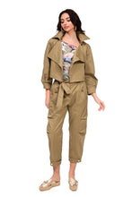Load image into Gallery viewer, BOMBER JACKET