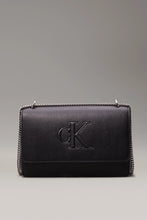 Load image into Gallery viewer, SCULPTED FLAP BAG