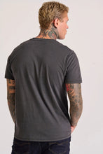 Load image into Gallery viewer, T-SHIRT KM WITH PRINT