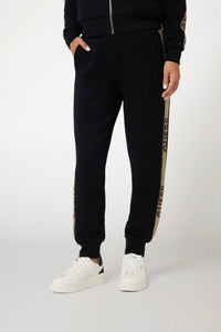 SWEATPANTS LOGO