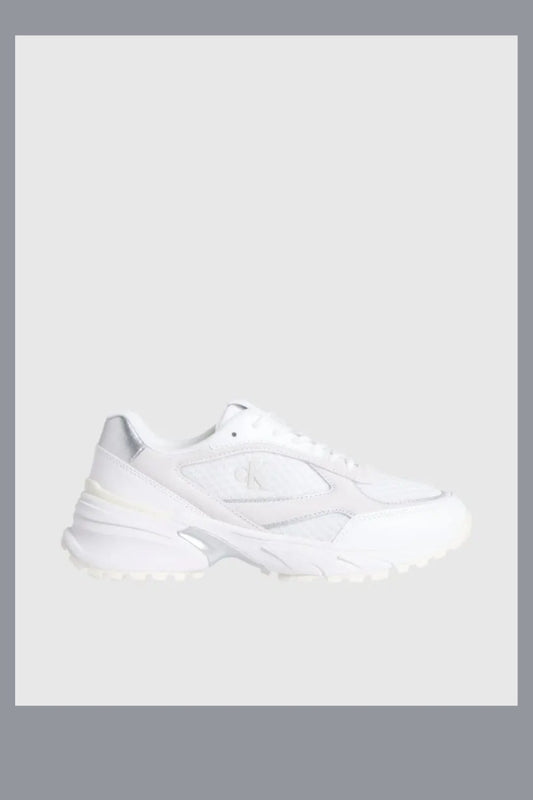 RUNNER SHOES