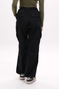 PARACHUTE PANTS