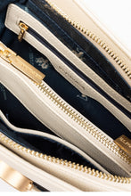 Load image into Gallery viewer, BAG HOT TOPICS CROSSBODY