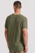 Load image into Gallery viewer, T-SHIRT CUT-NECK KNIT