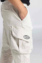 Load image into Gallery viewer, TROUSERS CARGO ASERE