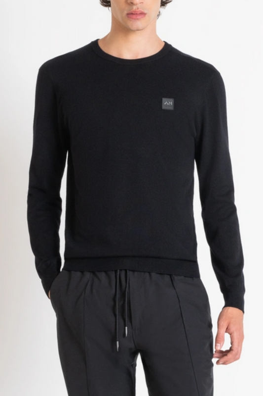 KNITTED TOP SLIM FIT