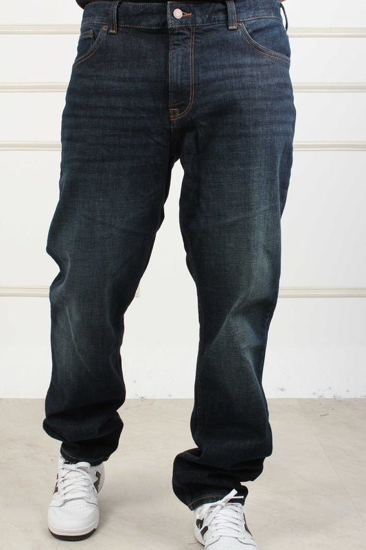 STRAIGHT DENTON TROUSER JEAN