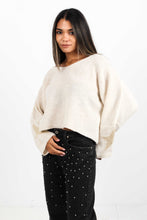 Load image into Gallery viewer, KNITTED TOP