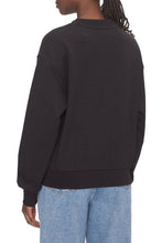 Load image into Gallery viewer, BADGE LOGO TERRY CREW NECK