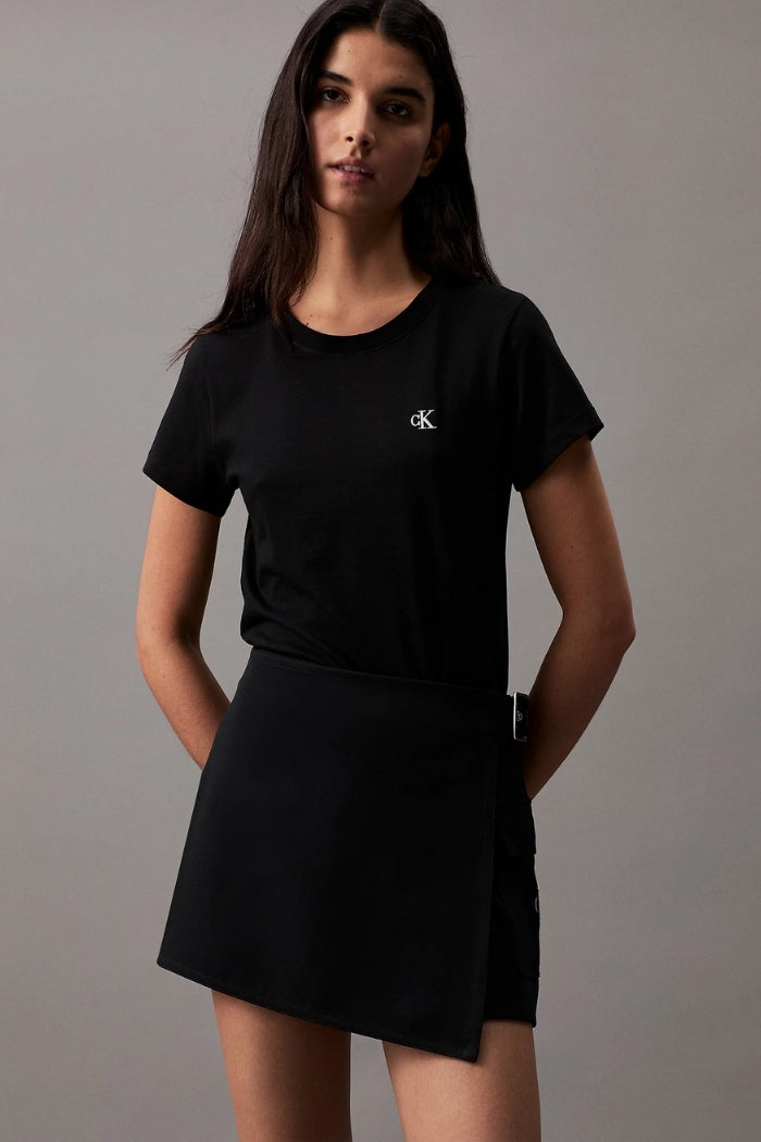 EMBROIDERY SLIM TEE
