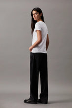 Load image into Gallery viewer, EMBROIDERY SLIM TEE