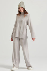 SWEAT PANTS