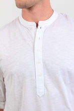 Load image into Gallery viewer, T-SHIRT REGULAR FIT