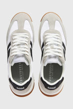 Load image into Gallery viewer, SNEAKERS