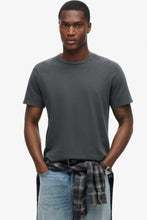 Load image into Gallery viewer, CLASSIC ESENTIAL TEE