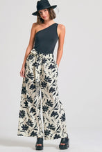 Load image into Gallery viewer, TROUSERS