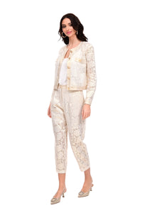 TROUSER LINE WITH LACE