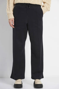 SWEAT PANTS