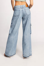 Load image into Gallery viewer, TROUSERS JEANS CARGO P1HXEM8NIB