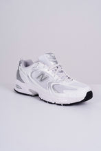 Load image into Gallery viewer, NEW BALANCE CLASSICS SNEAKERS