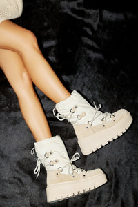 DAY 2 DAY BOOT