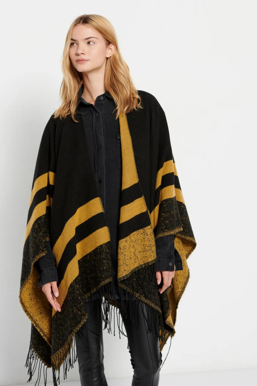 PONCHO