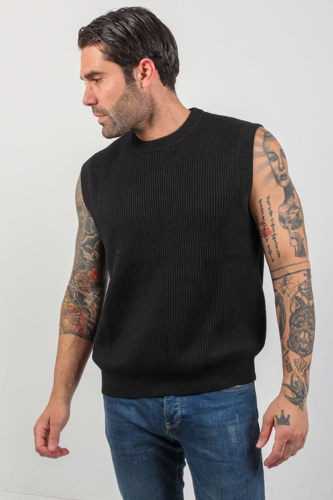 KNITTED TOP SLIM FIT