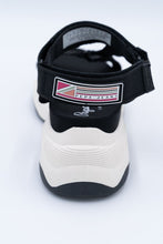 Load image into Gallery viewer, GRUB LOGO SHOES