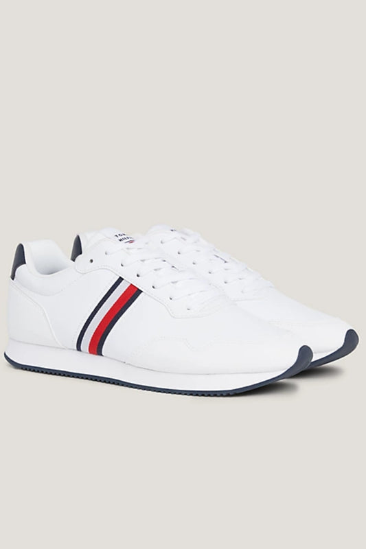 CORE LOW RUNNER SHOES