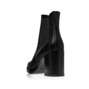 DAY 2 DAY ANKLE BOOTS