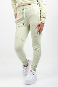 ESSENTIALS TRACKPANTS