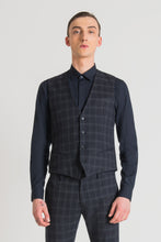 Load image into Gallery viewer, VEST SLIM FIT