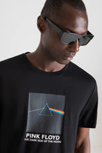 Load image into Gallery viewer, SLIM FIT T-SHIRT