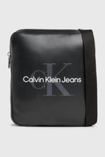 Load image into Gallery viewer, MONOGRAM SOFT REPORTER BAG