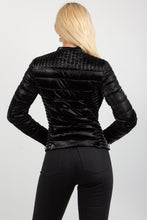 Load image into Gallery viewer, VONA JACKET