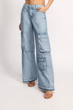 Load image into Gallery viewer, TROUSERS JEANS CARGO P1HXEM8NIB