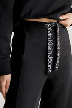 Load image into Gallery viewer, TAPE WIDE LEGG JOG PANTS